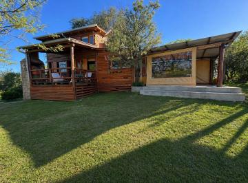 Casa · 65m² · 5 Ambientes · 4 Cocheras · Venta Cabaña PH San Antonio de Arredondo 3 Dorm.