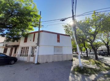 Casa de 5 ambientes, Rosario · Alquiler, Casa