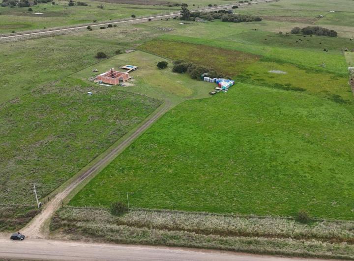 Quinta vacacional · 285m² · 3 Ambientes · 1 Cochera