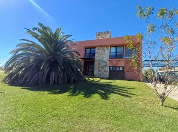 Casa · 189m² · 5 Ambientes · Casa en Venta 05 Amb San Sebastian Area 5