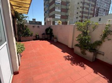 Departamento · 100m² · 3 Ambientes · Departamento de Tres Ambientes con Amplia Terraza.