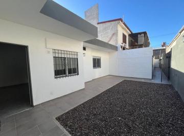Departamento · 62m² · 2 Ambientes · Venta Depto 1 Dorm con Patio Talleres Oeste
