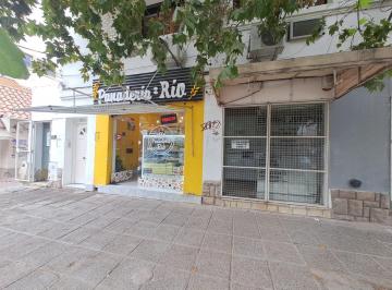 Oficina comercial · 60m² · 5 Ambientes · Oficinas con 3 Privados y un Local Comercial