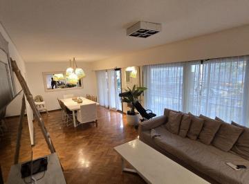 Departamento · 145m² · 5 Ambientes · 1 Cochera · Departamento en Recoleta