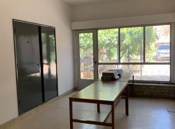Casa de 4 ambientes, Neuquén · Casa H Irigoyen Centrica