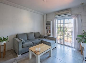 Departamento · 66m² · 4 Ambientes · 1 Cochera · Venta Dpto. 4 Ambientes C/ Cochera en Ramos Mejia - Apto Permuta