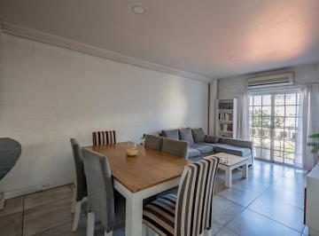 Departamento · 66m² · 4 Ambientes · 1 Cochera · Venta Dpto. 4 Ambientes C/ Cochera en Ramos Mejia - Apto Permuta