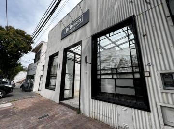 Local comercial · 165m² · 1 Ambiente · Local en Alquiler en Martinez