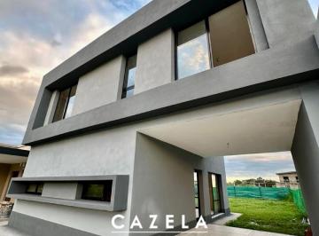 Casa · 140m² · 3 Ambientes · 1 Cochera · Casa - Los Nogales