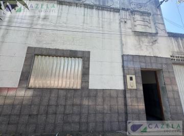 Casa · 230m² · 4 Ambientes · 1 Cochera · Casa en Zona Norte