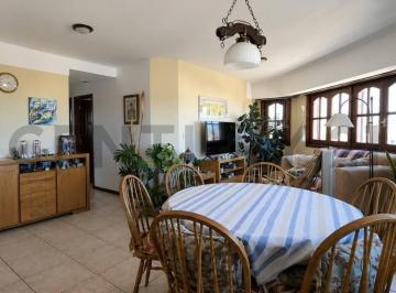 Departamento · 103m² · 3 Ambientes · 1 Cochera · Venta Piso de 3 Ambientes con Dependencia y Terraza Propia