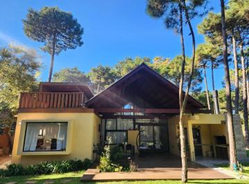 Casa · 250m² · 7 Ambientes · 2 Cocheras · Casa en Venta - Valeria del Mar