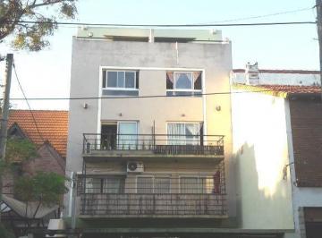 Departamento · 70m² · 3 Ambientes · 2 Cocheras · Excelente Departamento 3 Ambientes en Duplex con Terraza Propia y 2 Cocheras.