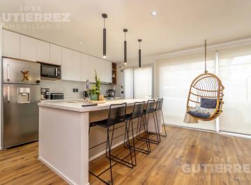 Casa · 186m² · 4 Ambientes · Casa Premium en Venta Macrocentro Bahia Blanca