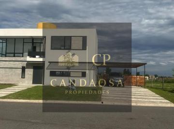 Casa · 175m² · 4 Ambientes · 2 Cocheras · Ram. Hermosa y Amplia Casa en Area 7, San Sebastian