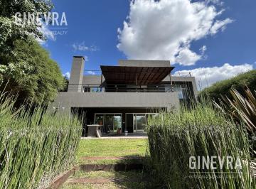 Casa · 420m² · 8 Ambientes · 2 Cocheras · Casa en Venta en El Yacht, Nordelta