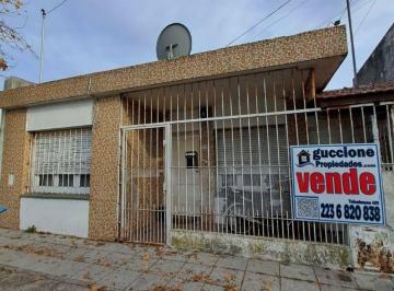 Casa de 3 ambientes, Mar del Plata · Casa Frente 3 Ambientes Barrio Don Bosco