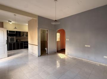 PH · 87m² · 4 Ambientes · Venta PH 4 Ambientes con Patio y Parrilla en Caseros Sin Expensas