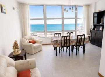 Departamento · 60m² · 3 Ambientes · Alquiler 3 Ambientes con Vista Al Mar Playa Chica