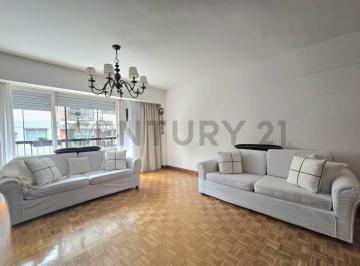 Departamento · 116m² · 4 Ambientes · 1 Cochera · Venta Semipiso 4 Ambientes en Recoleta