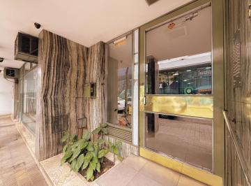 Departamento · 70m² · 5 Ambientes · Italia 647 - Departamento de 3 Dorm. con Pileta en Alquiler - Centro, Rosario