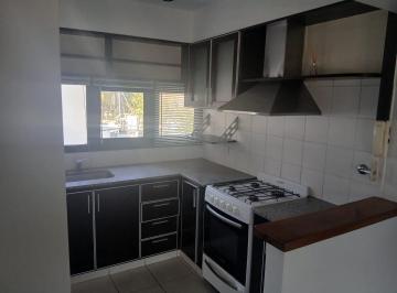 Departamento · 90m² · 4 Ambientes · 1 Cochera · Departamento en La Plata