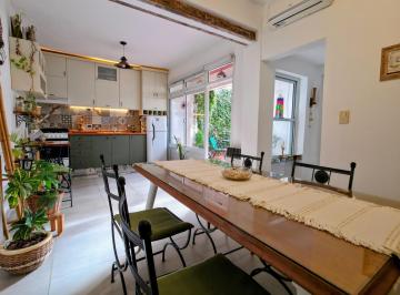 Casa · 83m² · 5 Ambientes · Casa en Venta en Alberdi