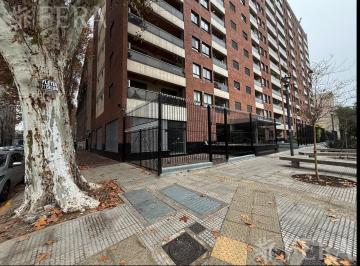 Local comercial · 126m² · 1 Ambiente · 1 Cochera · Venta de Local en Capital Federal Centro