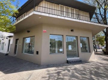 Local comercial · 43m² · Local Comercial en m. T. Alvear Esq Urquiza