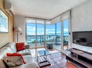 Departamento · 74m² · 4 Ambientes · 1 Cochera · Venta Departamento 3 Dorm. Piriapolis