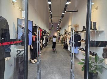 Local comercial · 170m² · Local Cabildo y Monroe 170 m² Entrepiso