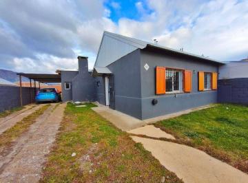 Casa · 96m² · 4 Ambientes · Casa a La Venta en Bariloche