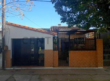 PH · 78m² · 3 Ambientes · 1 Cochera · PH con Cochera en Venta en Ensenada