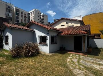 Casa · 200m² · 3 Ambientes · 2 Cocheras · Casa en Venta, Moreno Centro
