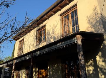 Casa en Venta  Otros · Casa en Venta con Pileta y Amplio Patio.
