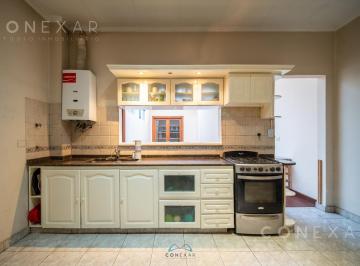 Casa · 190m² · 9 Ambientes · ººº Importante PH Esquina de 5 Dorm. y Gran Terraza Propia, 320 m² ººº