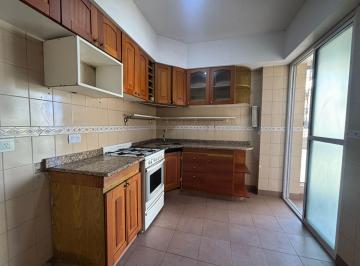 Departamento de 3 ambientes, Flores · Gran Oportunidad! Nuevo Valor. 3 Amb Grandes S/piso 2 Baños Gran Balcon Tza Venta U$s 138.000