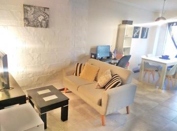 Departamento · 43m² · 2 Ambientes · Amplio Departamento 2 Amb a 1 Cuadra de Av de Mayo