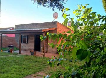Casa · 150m² · 5 Ambientes · 2 Cocheras · Venta - Casa + 2 Locales | Inversión Inteligente y Vivienda en Parada Robles