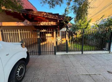 Casa de 4 ambientes, Lomas de Zamora · Toma Depto en Parte de Pago!