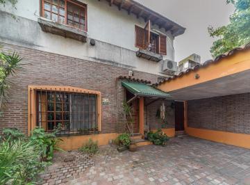 Casa · 160m² · 4 Ambientes · 1 Cochera · Casa.3 Dorm.. Ambrosoni Al 800.victoria. San Fernando