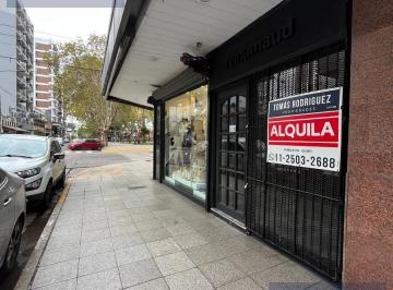 Local comercial · 17m² · 1 Ambiente · Local en Alquiler Frente a Plaza San Martín | Quilmes Centro