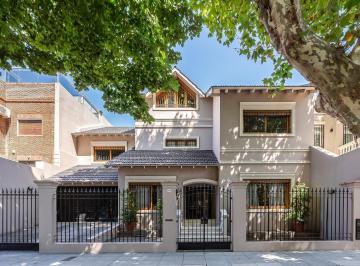 Casa · 432m² · 6 Ambientes · 3 Cocheras · Espectacular Casa - Venta - 6 Amb - 2 Suites - 3 Cocheras - Jardin - Parrilla - Belgrano R