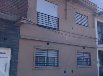 Departamento de 3 ambientes, Morón · El Palomar, PH en Planta Alta 3 Ambientes 3 Cuadras Acceso
