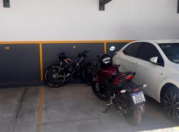 Garage · 10m² · Venta de Cochera en Almagro Norte