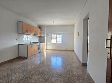 Departamento · 50m² · 3 Ambientes · Departamento 3 Amb. en Alquiler Lomas del Mirador
