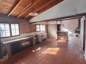 Casa · 94m² · 4 Ambientes · 1 Cochera · Casa en Mendiolaza, El Talar