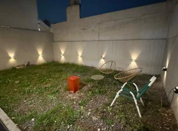 Jardin 60 m2 · 3 Ambientes con Oficina + Patio + Cochera + Terraza Compartida - Moreno Centro