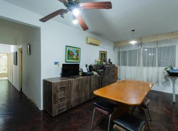 Departamento · 88m² · 4 Ambientes · Departamento en Venta en Parque Avellaneda!