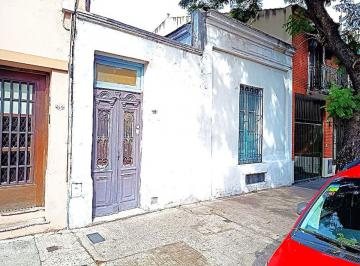 Casa de 3 ambientes, Boedo · Lote de 136 m² V. Liniers E/ Pavón y Juan de Garay - Casa Muy Antigua a Refaccionar